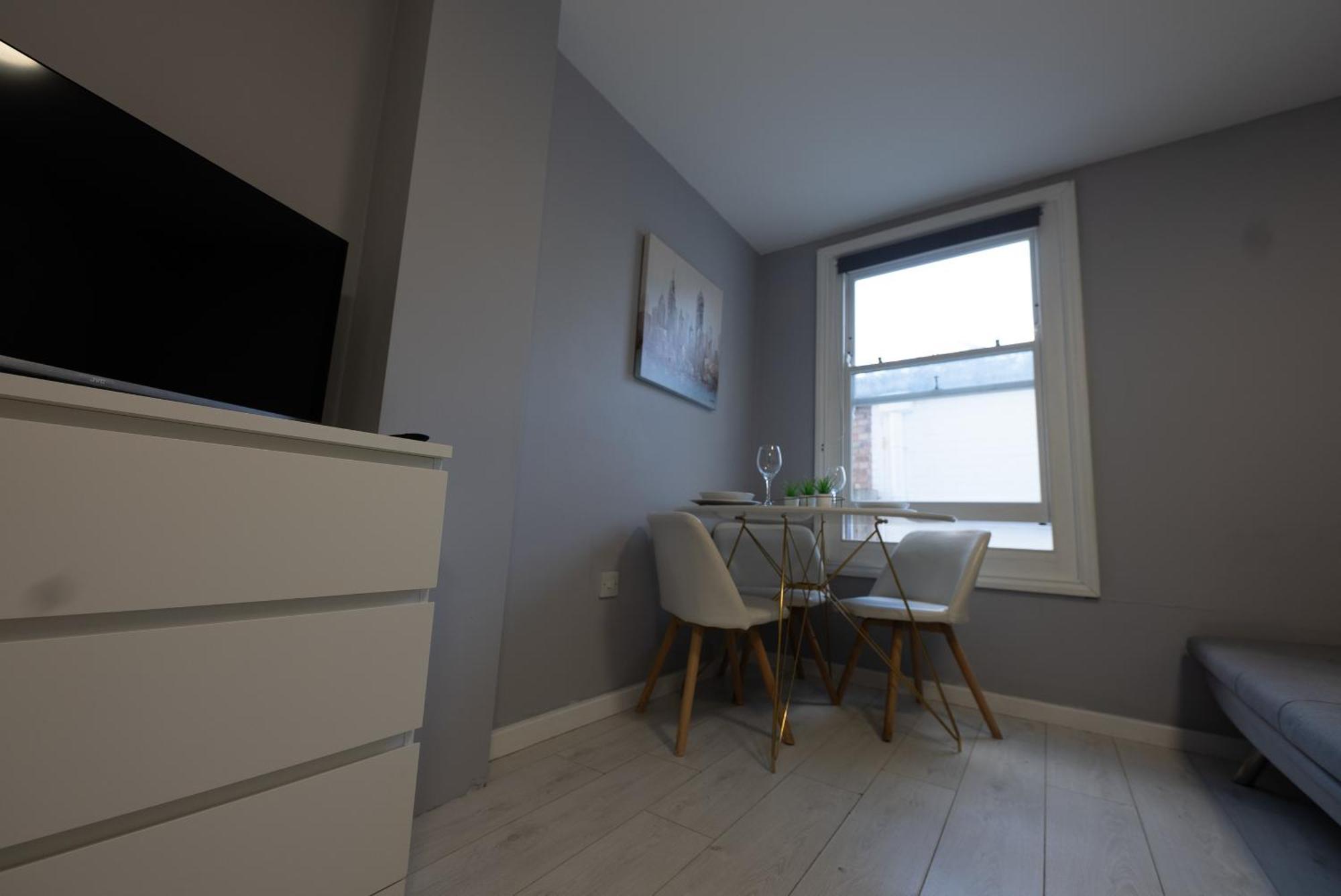 Central Brighton Modern One Bed Apartments Exterior foto